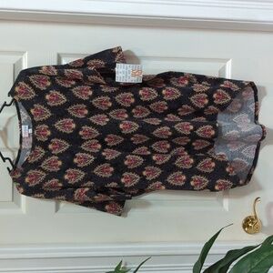 LulaRoe Women's Irma Top Hi-Low Hem Size XS New with Tag